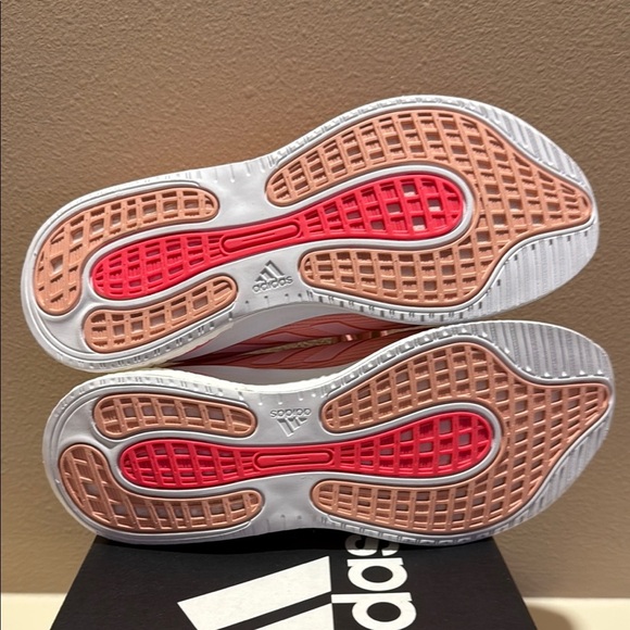 Adidas Supernova Women’s Size 7.5 Running Shoes Salmon Pink FV6021 - Picture 6 of 14